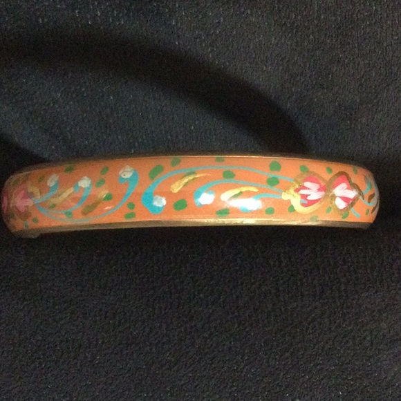 Enamel painted boho gold bangle bracelet - Picture 4 of 10